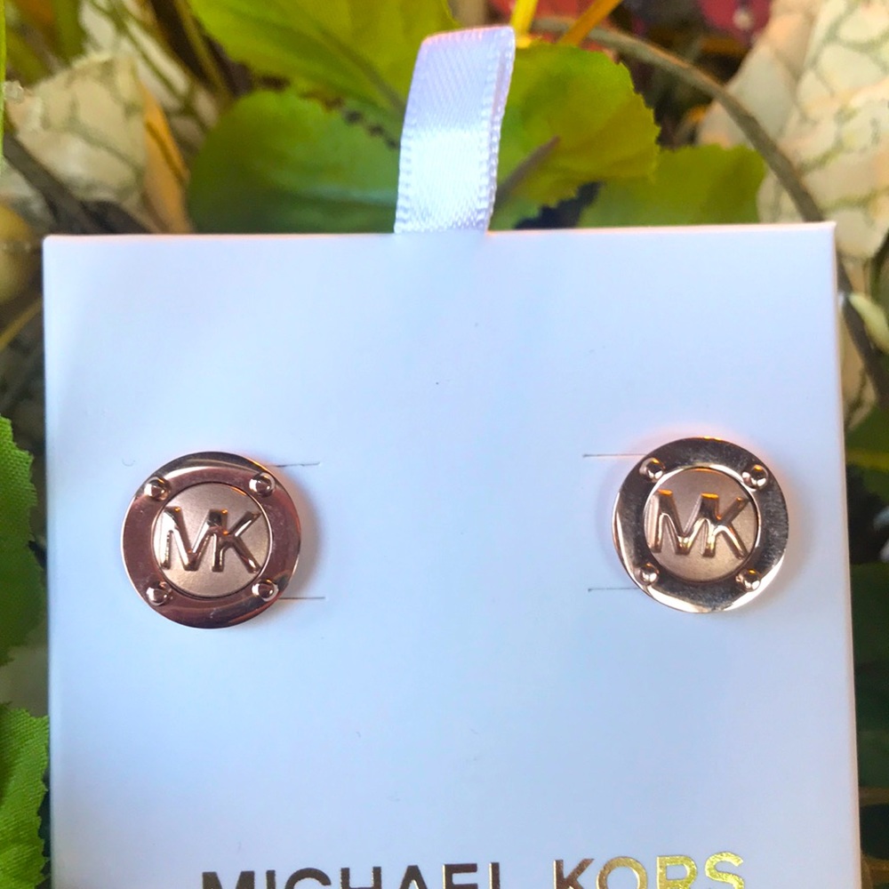 Brand New Michael Kors Circular Logo Rose Gold Tone Post Earrings - Picture 3 of 5
